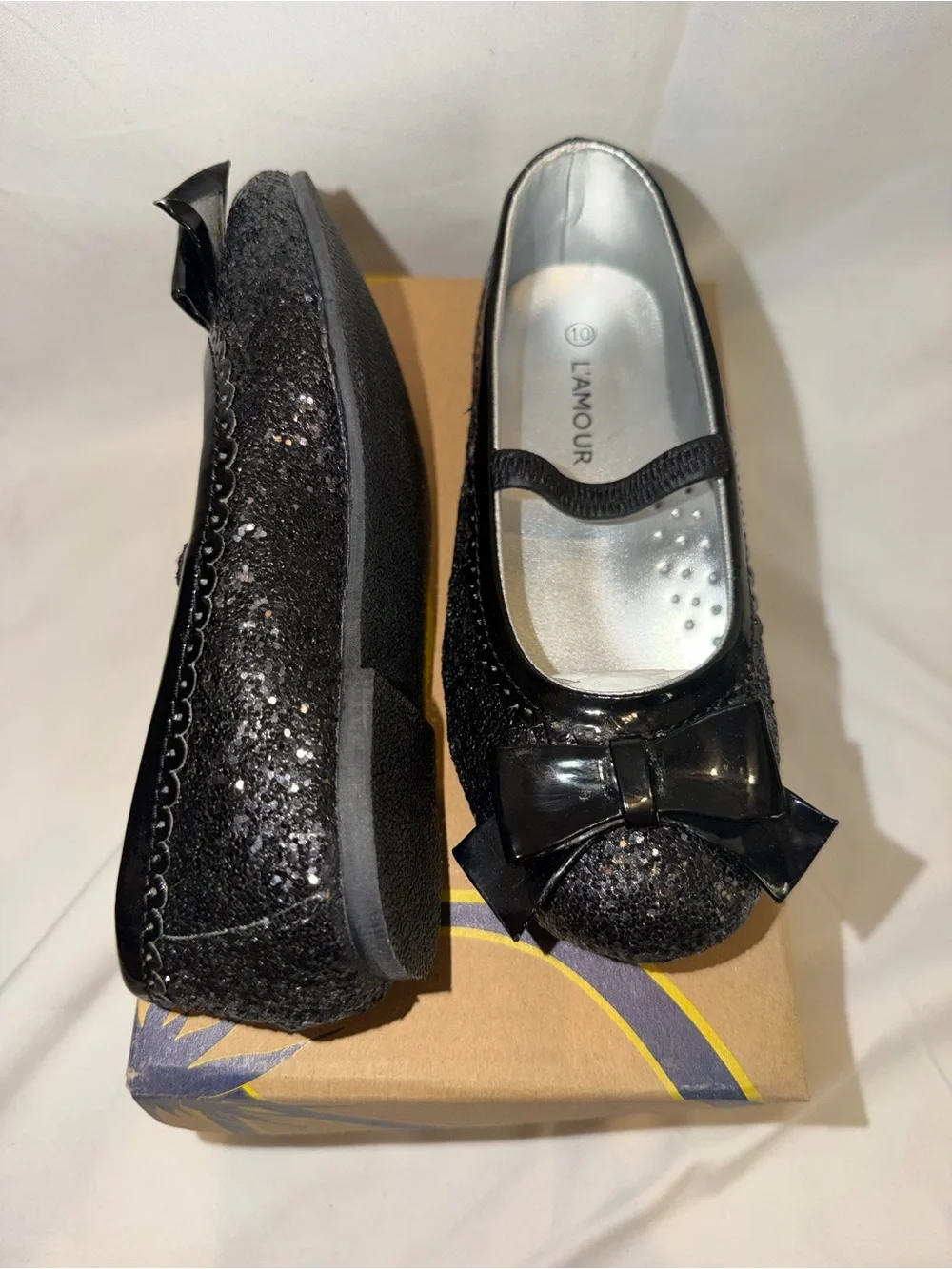 L'Amour Girls' Black Glitter Bow Mary Jane Flats